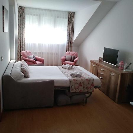 Appartamento Telena Onís Esterno foto
