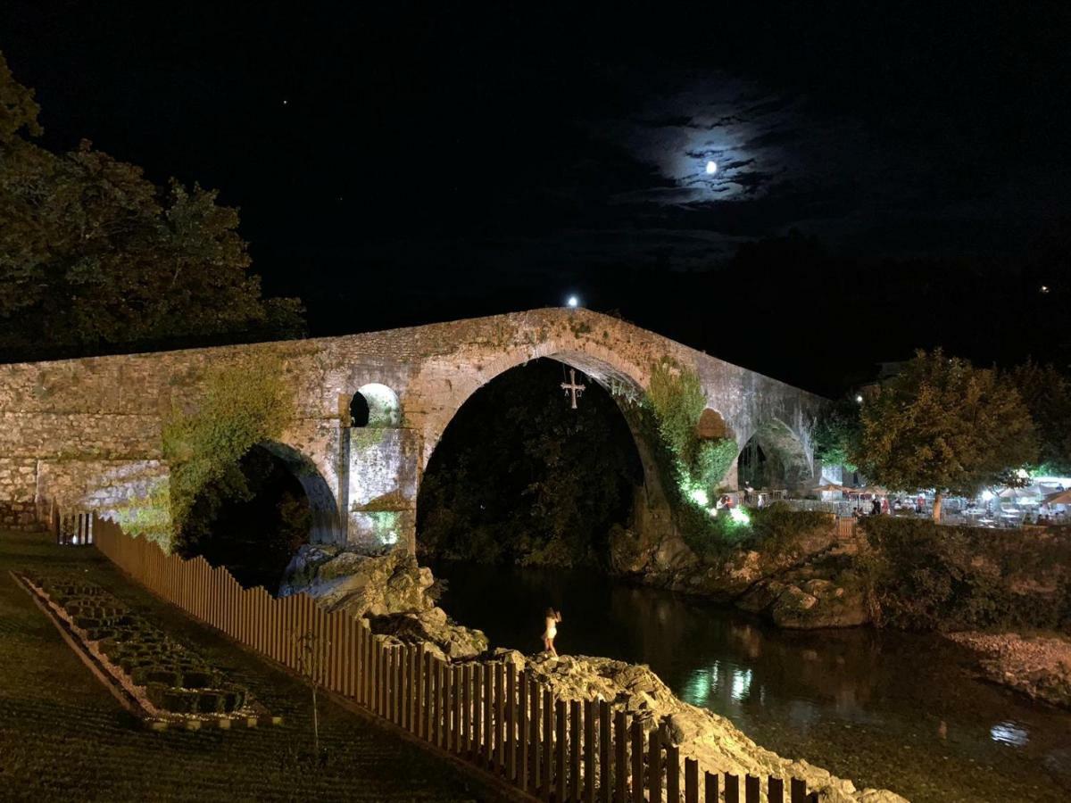 Appartamento Telena Onís Esterno foto
